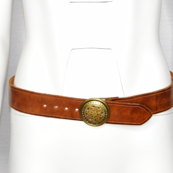 The Orange Peel Vintage Belt Bronze Medallion Med main image 6